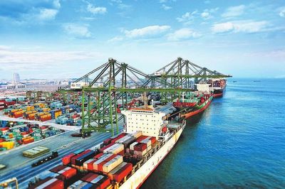 集裝箱物流與內貿貨運代理 海華嘉豪引領高效國內海運運價查詢與貿易代理服務